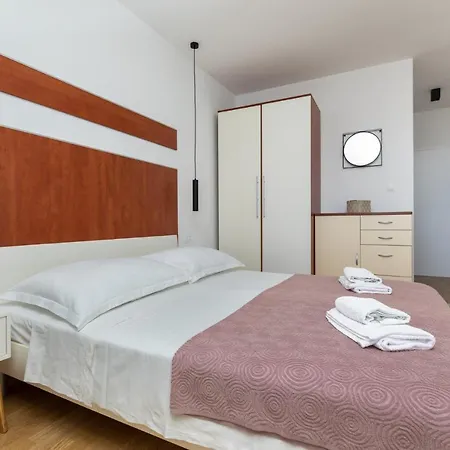 Meira Br3 Apartment